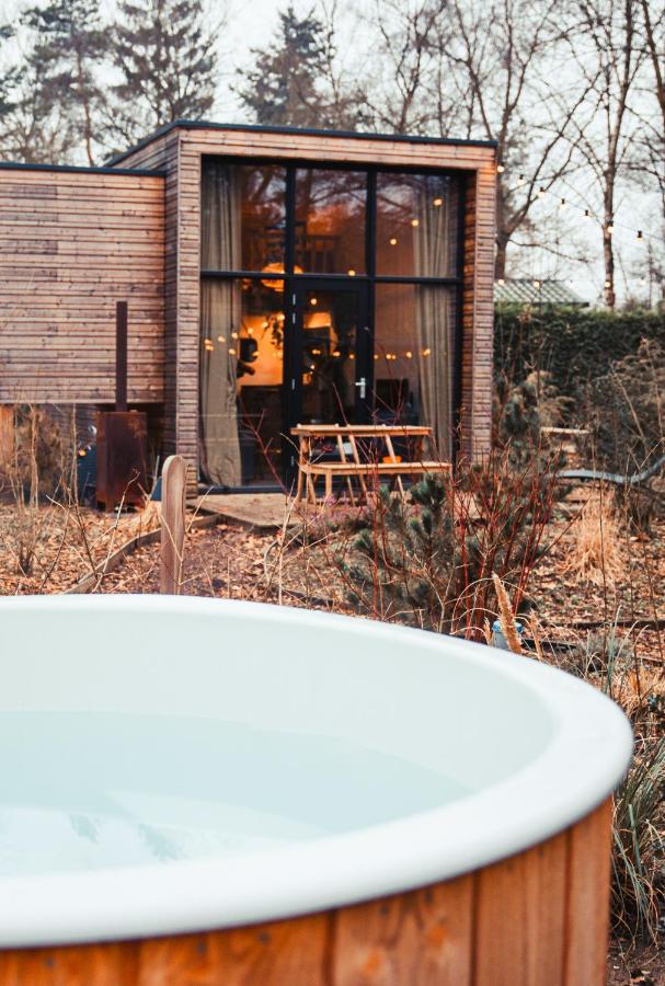 Campsite Tiny House Roes *